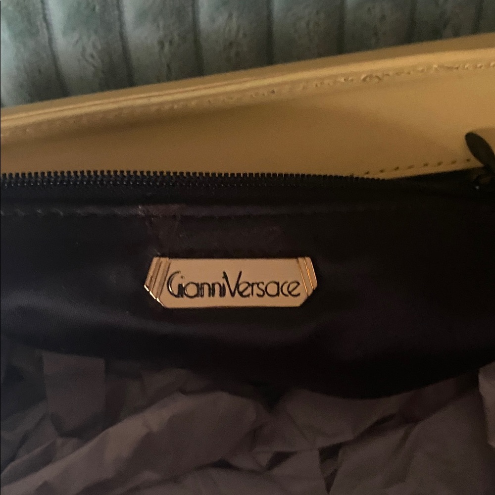 Authentic GIANNI VERSACE VINTAGE LEATHER TOP HANDLE BAG - Picture 6 of 13